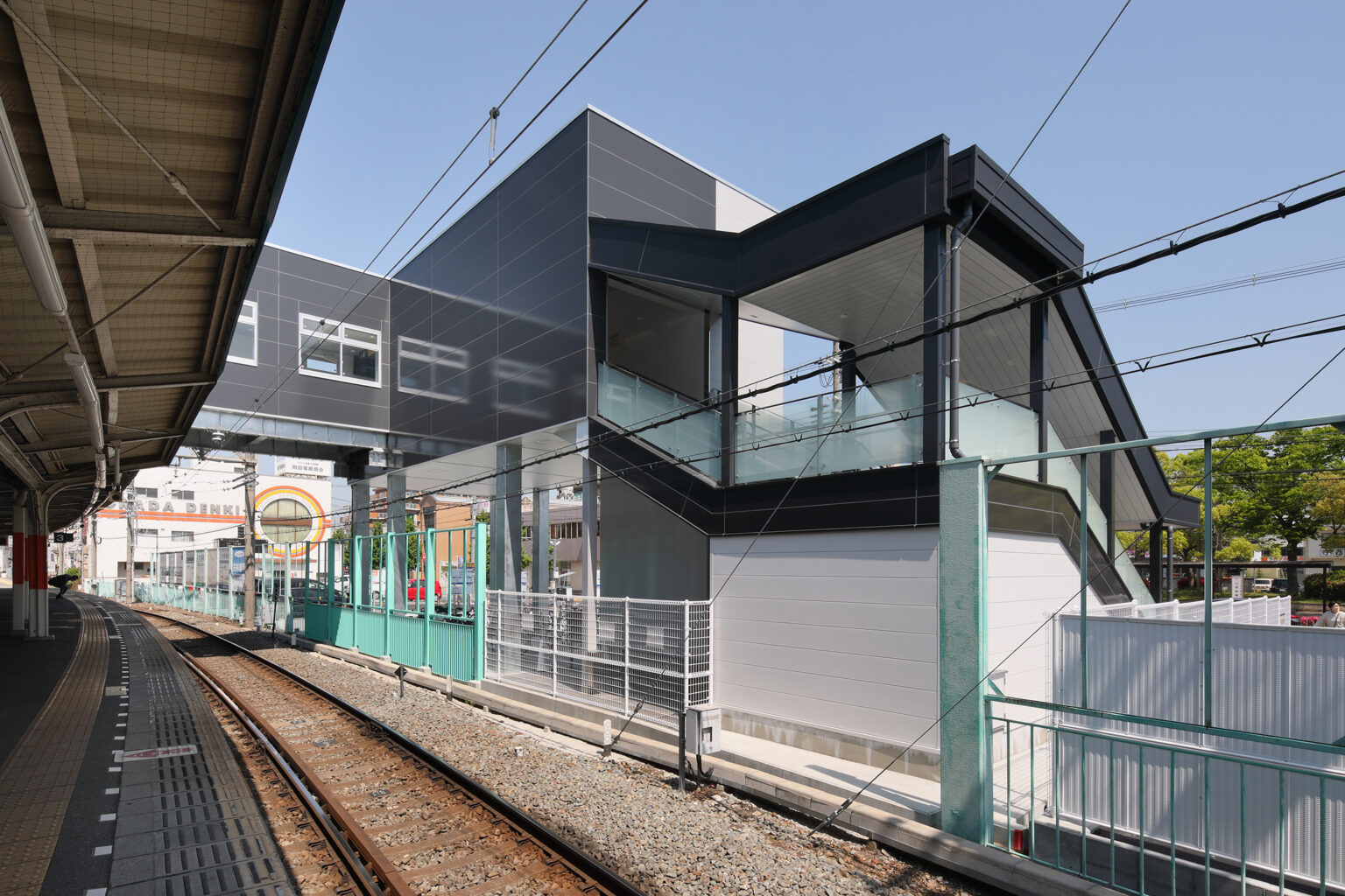 夢前川駅バリアフリー化に伴う駅改造（土木・建築関係）工事